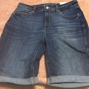 Sonoma bermuda jean shorts size 12 NWT